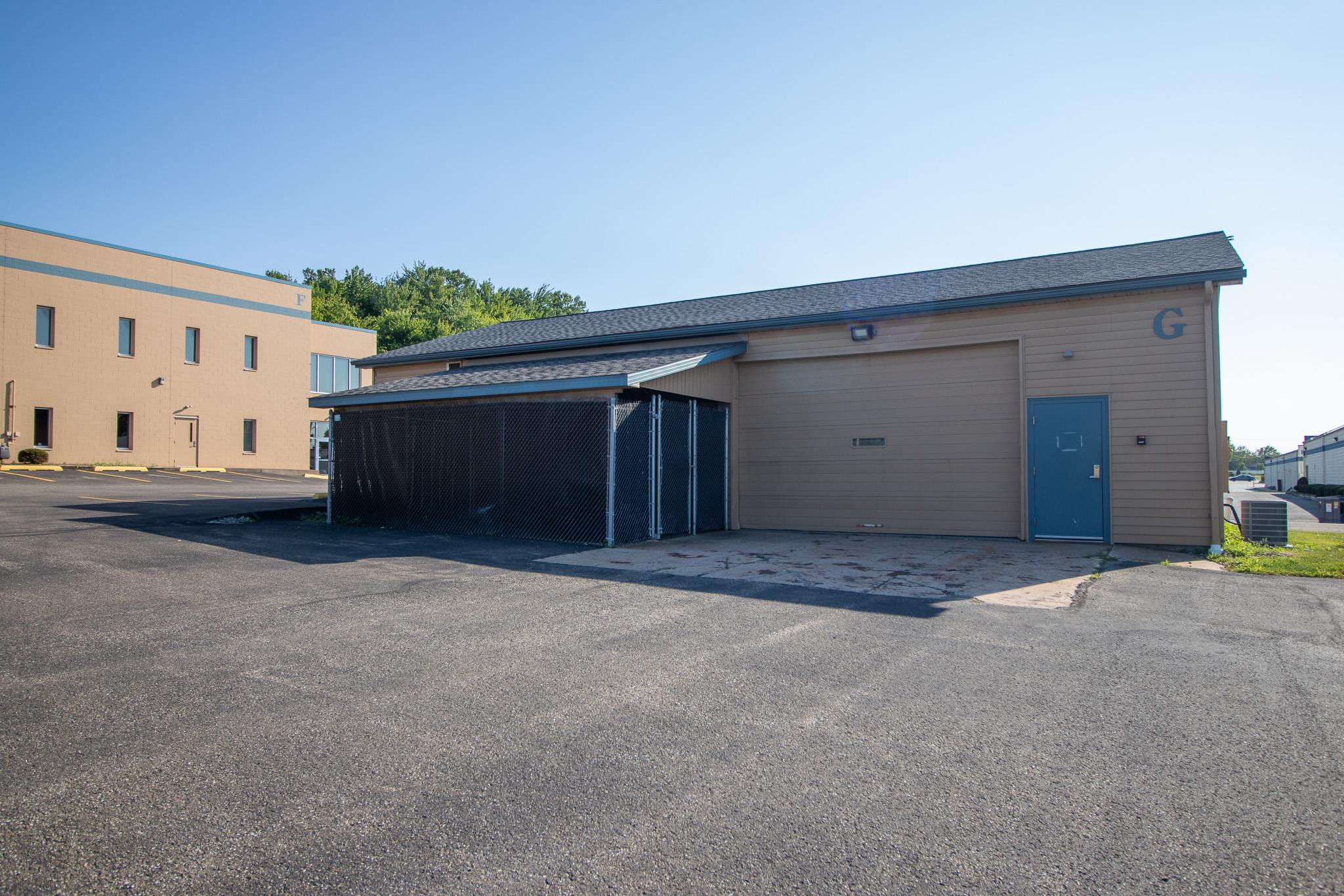 Building G Picture   –  1,800 Sq. Ft.