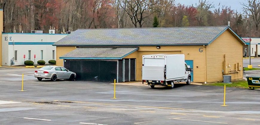 Building G Picture   –  1,800 Sq. Ft.